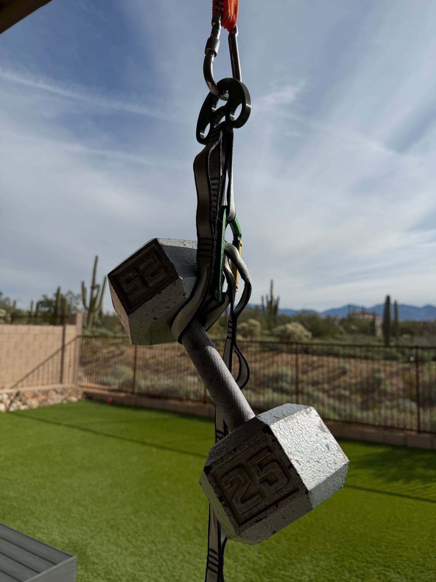 IV holder holding a 25 pound weight